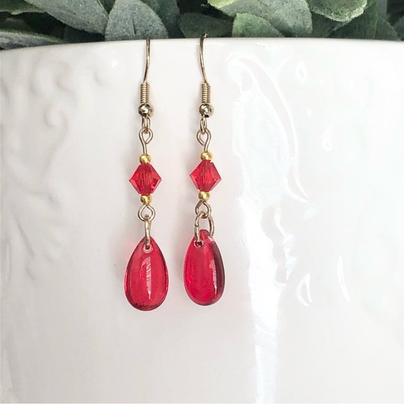 New Blood Red Crimson Dangle Drop Glass Teardrop Earrings Faceted Bicone Beads - Picture 9 of 11